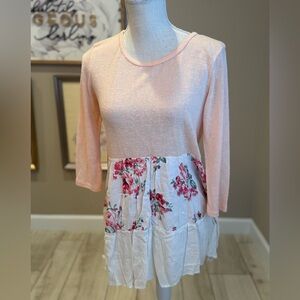 Like New! CHRIS & CAROL BOUTIQUE Pink and White Floral Blouse